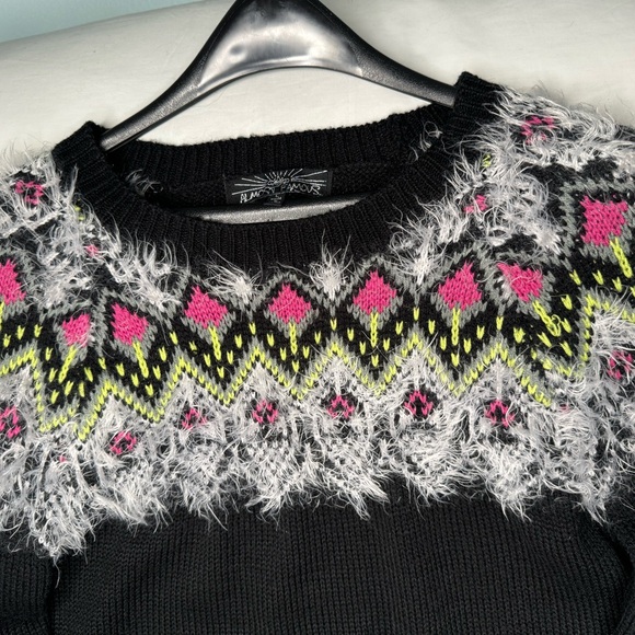 Beautiful Almost Famous Sweater with soft fuzzy fur that makes it eclectic! - Picture 2 of 5